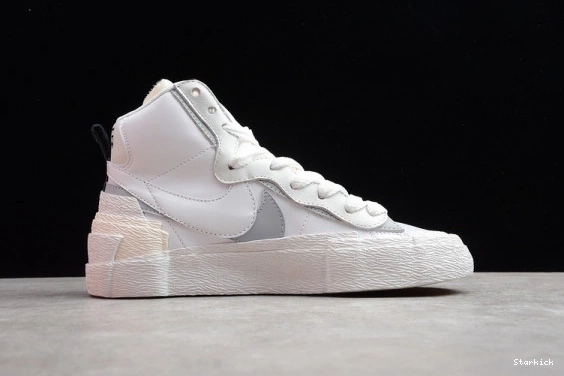 BLAZER NIKE WHITE MID BV0072-100 SACAI X 0813